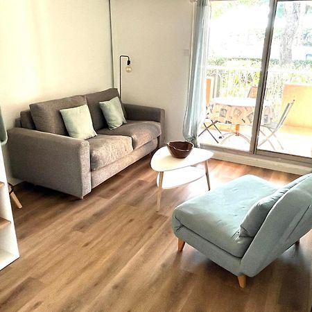 Port De Hyeres L'Etoile Marine Apartment Bagian luar foto
