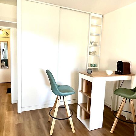 Port De Hyeres L'Etoile Marine Apartment Bagian luar foto