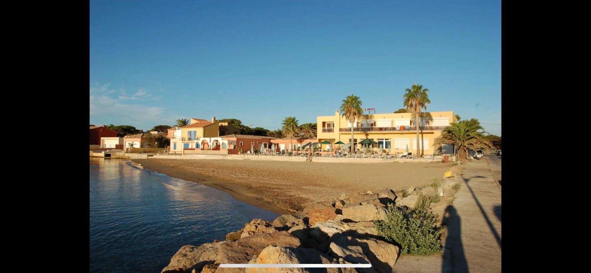 Port De Hyeres L'Etoile Marine Apartment Bagian luar foto