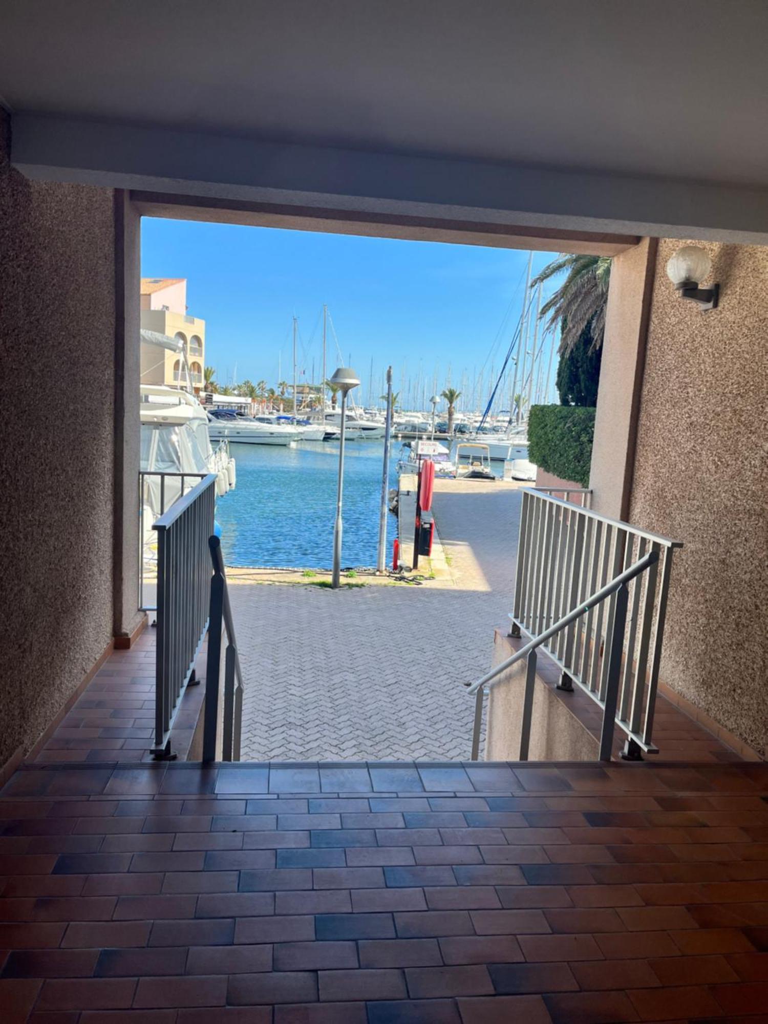 Port De Hyeres L'Etoile Marine Apartment Bagian luar foto